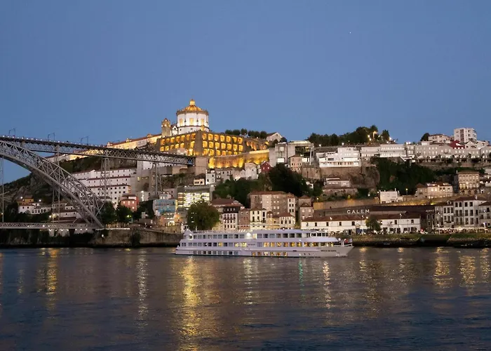 Spacious With Modern Amenities Lejlighed Porto