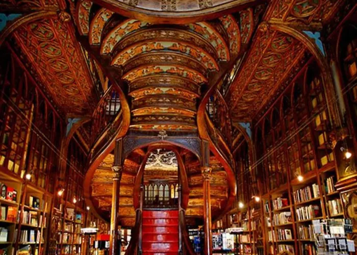 Spacious With Modern Amenities * Porto