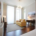 Spacious With Modern Amenities *