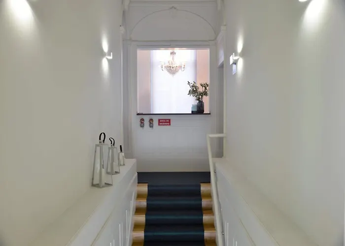 Spacious With Modern Amenities Порту