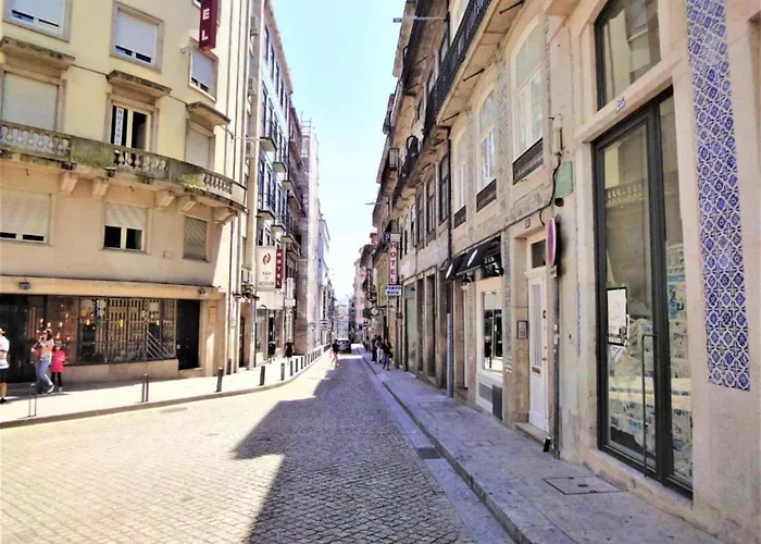 Apartment Spacious With Modern Amenities